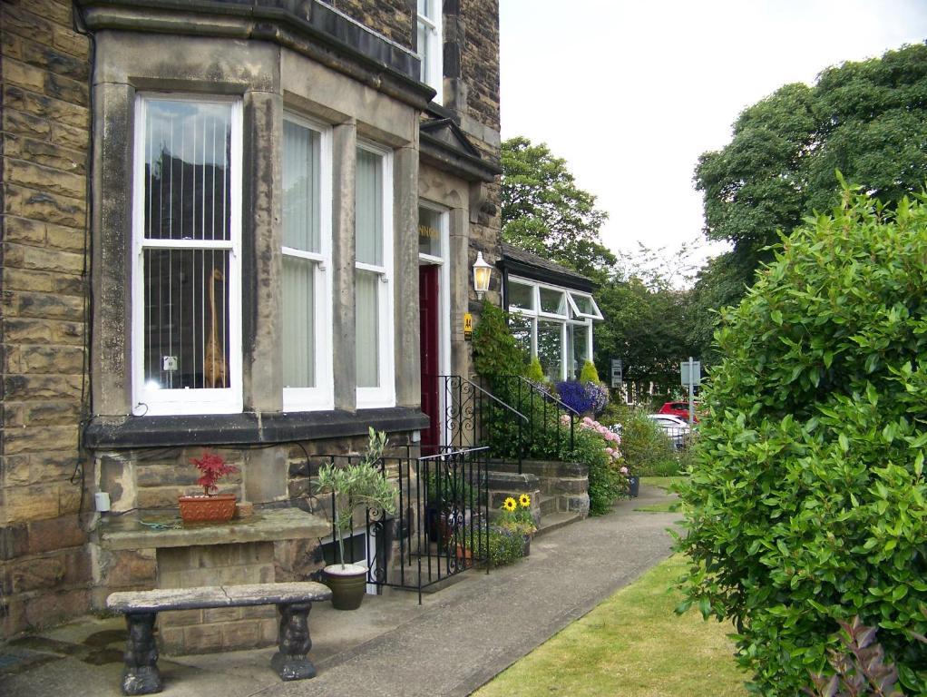 Shannon Court Harrogate Bagian luar foto