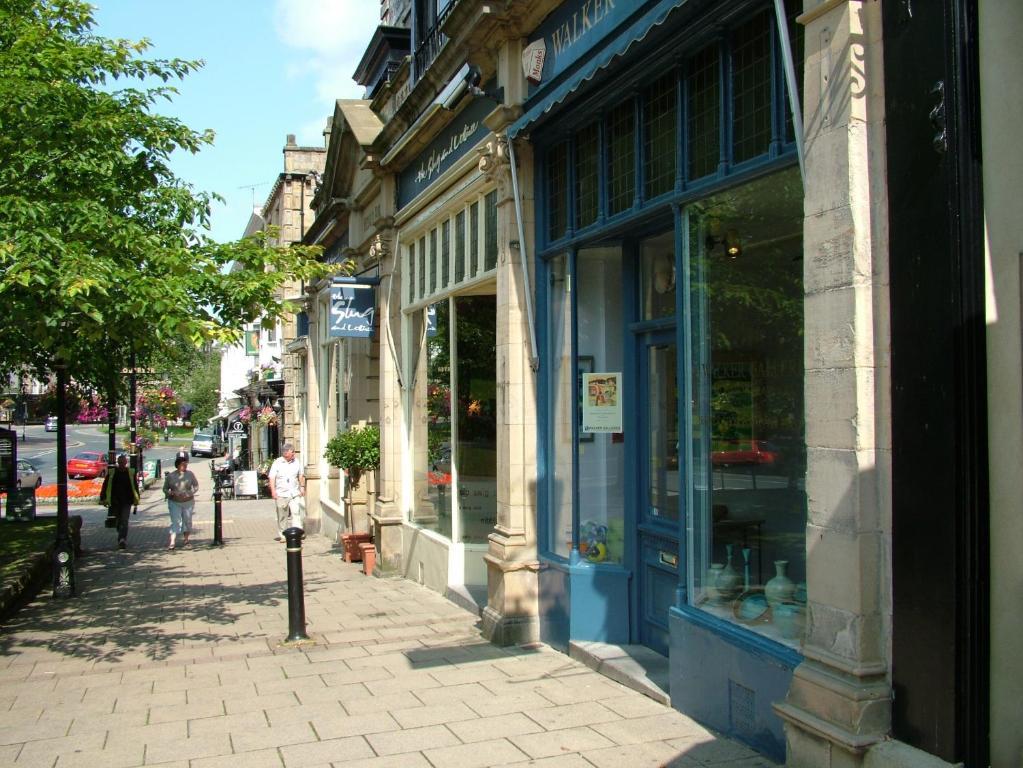 Shannon Court Harrogate Bagian luar foto
